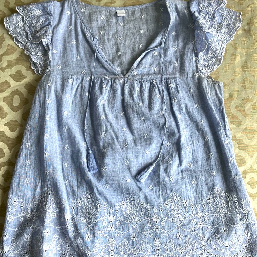 Old navy periwinkle linen blouse